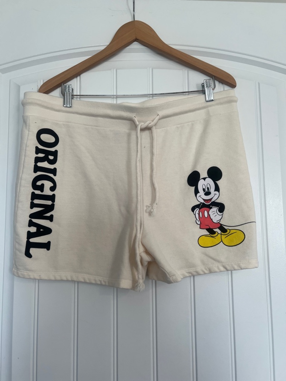 Disney Mickey Mouse Sweat Shorts Size XL